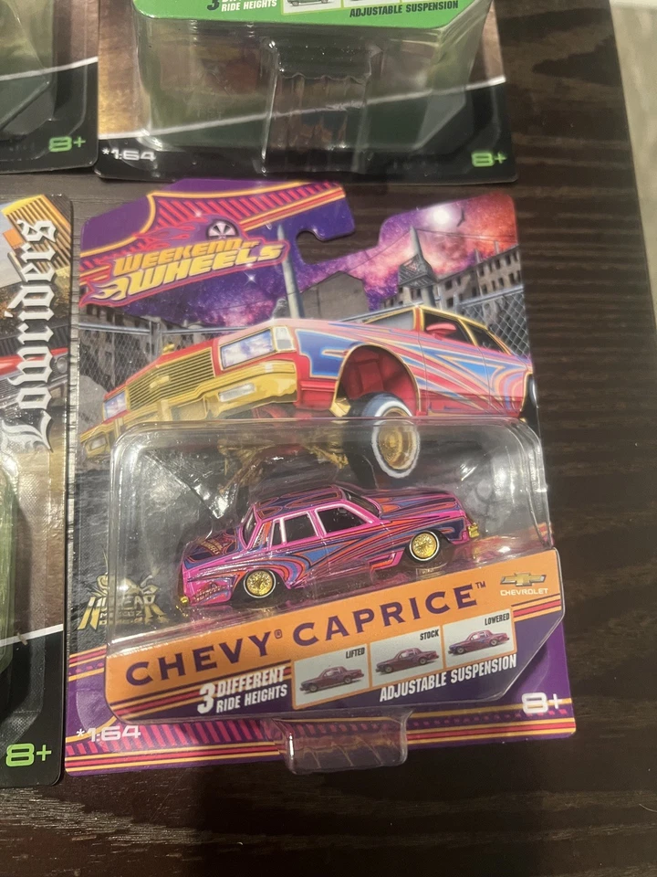 Lowriders Maisto 1/64 con suspensión ajustable - incluye Chevy Caprice Foto 3 de 4