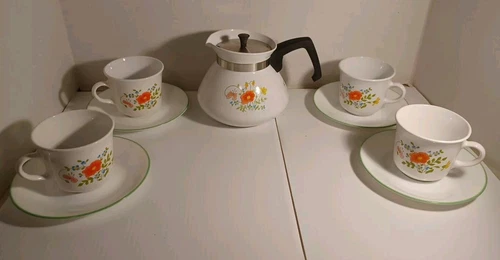 Set 4 Vintage Corelle Coffee Tea Cups Saucers & Pot Corning Wildflower Pattern