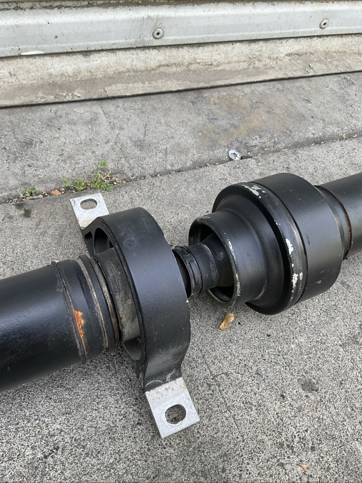 14-20  MASERATI QUATTROPORTE AWD REAR DRIVE SHAFT PROPELLER DRIVESHAFT OEM 26k