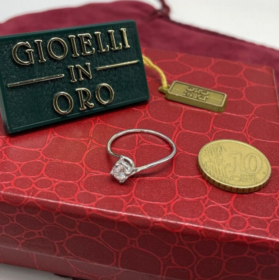 SOLITARIO DI ORO BIANCO 18KT CARATI NUOVO ANELLO FEMMINILE PUNTO LUCE BRILLANTE. - Immagine 2 di 4