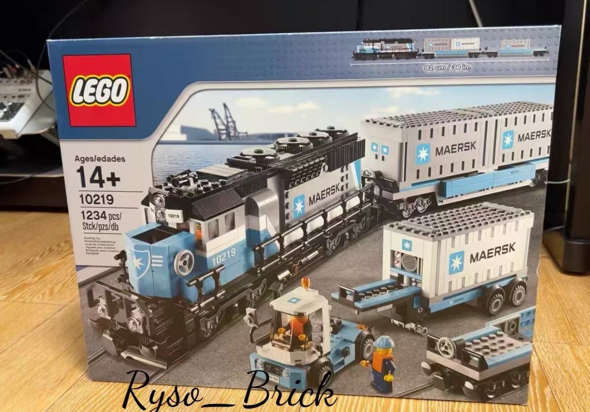 LEGO 10219 Maersk Train – NEW & Sealed | 2011 Retired Set | Slight