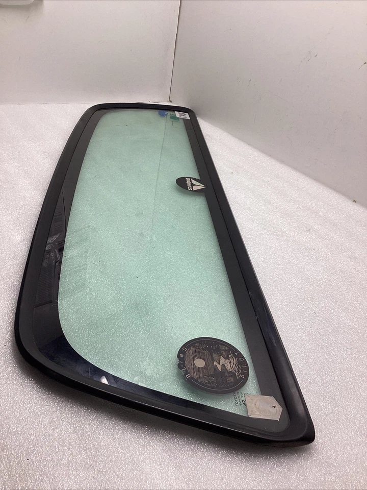 2006-2015 Toyota Tacoma Rear Window Back Glass OEM - Image 3 of 4