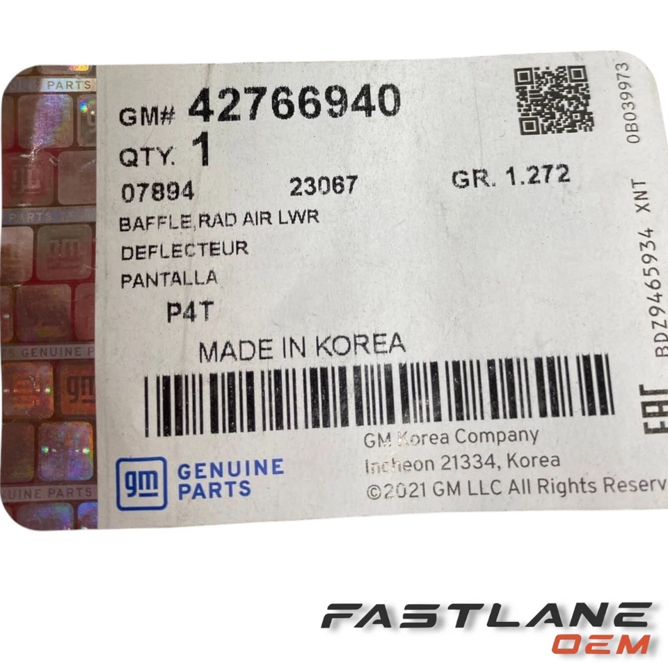 Deflector de aire radiador Chevrolet Trax 2024-2025 nuevo fabricante de equipos originales 42766940 Foto 3 de 4