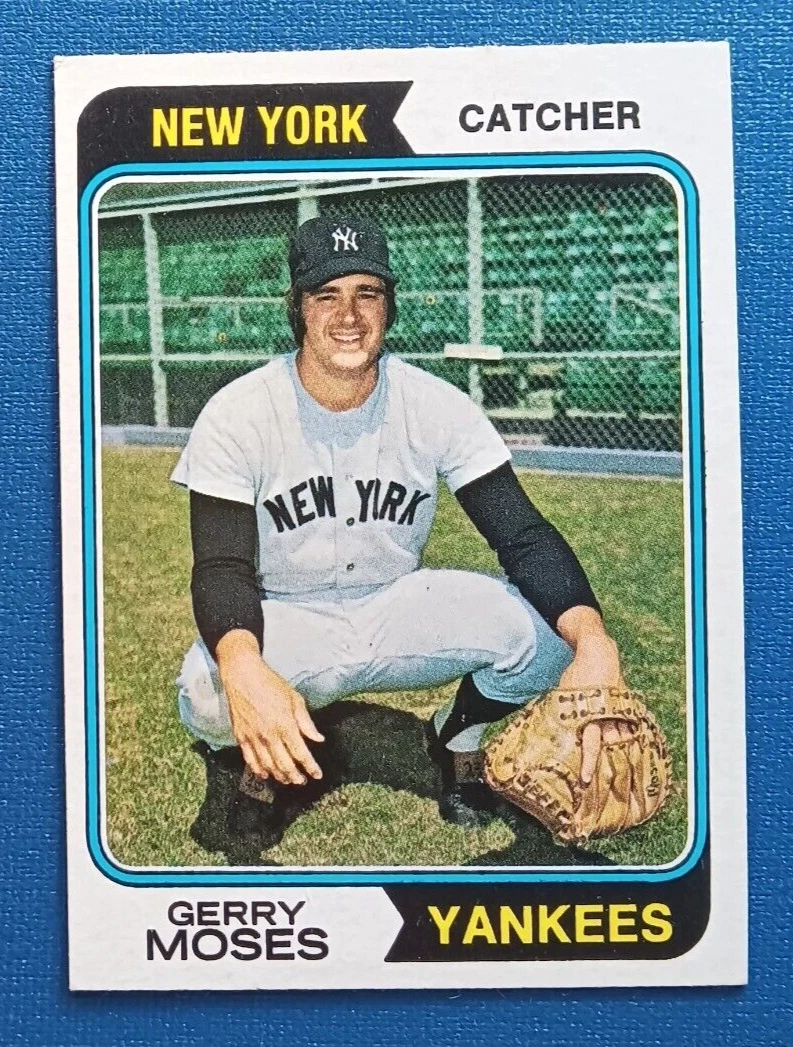 1974 Topps Baseball Cards #19 Gerry Moses - New York Yankees - EX+