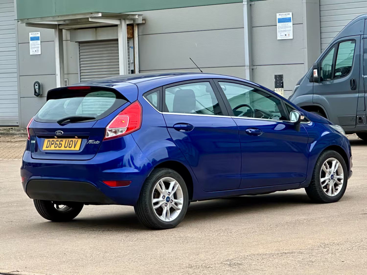 2016 Ford Fiesta, photograph 9