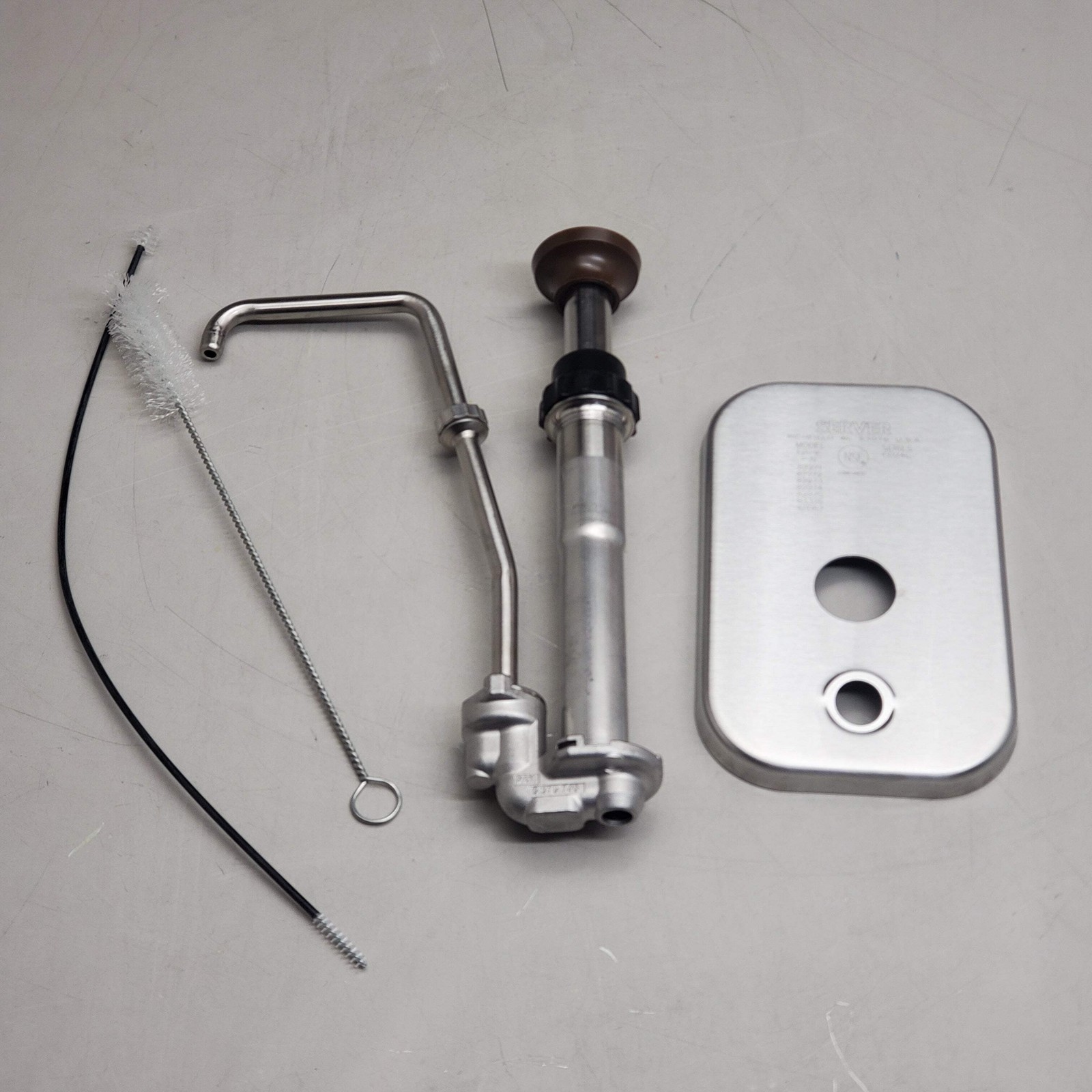 SERVER Stainless Steel Pump Assembly Coffee Starbucks CBS W/ Lid 10" FP-V 10D24C