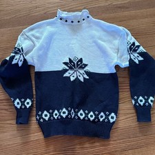 Vintage Gap Blue And White Fair Isle Knit Sweater Snowflake Print Classic Small
