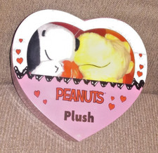 Snoopy  Woodstock Valentine  s plush in heart-shaped box 2026 Sealed