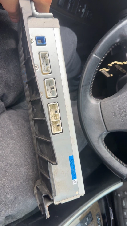 Amplificador amplificador de audio estéreo radio Lexus is Mark Levinson 86280-0W070 Foto 4 de 4