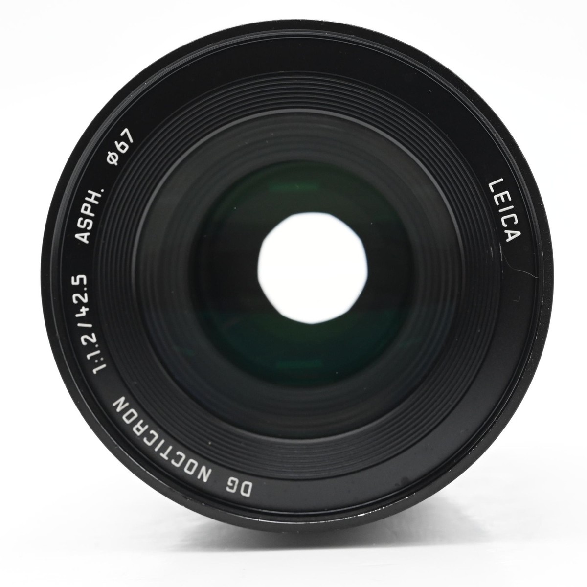Panasonic Lumix G 42.5mm f1.2 DG Nocticron Power OIS Leica Lens