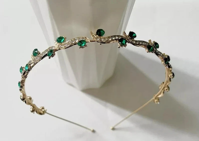 Diadema de tiara nupcial elegancia de oro amarillo de 18 quilates sobre esmeralda y diamantes para mujer Foto 2 de 4