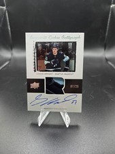 2022-23 The Cup Shane Wright Exquisite Rookie Autograph Patch 2 Clr /25