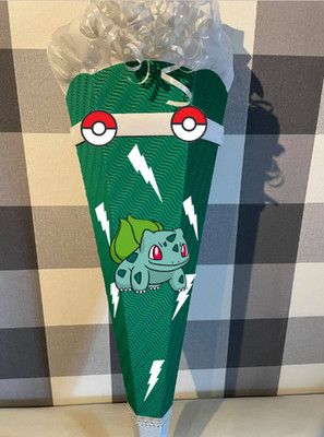 Schultüte / Zuckertüte BASTELSET Pokemon Bisasam verschiedene Farben