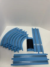 Carrera Mario Kart Slot Car Race Track 2 straight, 6 Curves 8-pieces Blue Tested