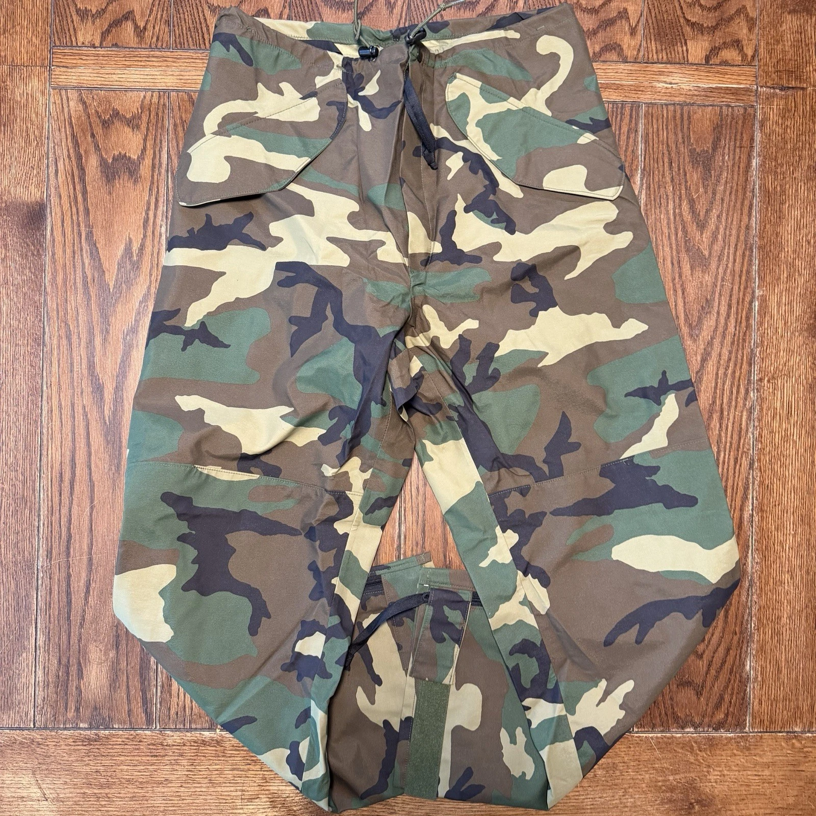 Military Camo GORE Seam Pants Size Medium Long Zip Leg Cold Weather Trousers New