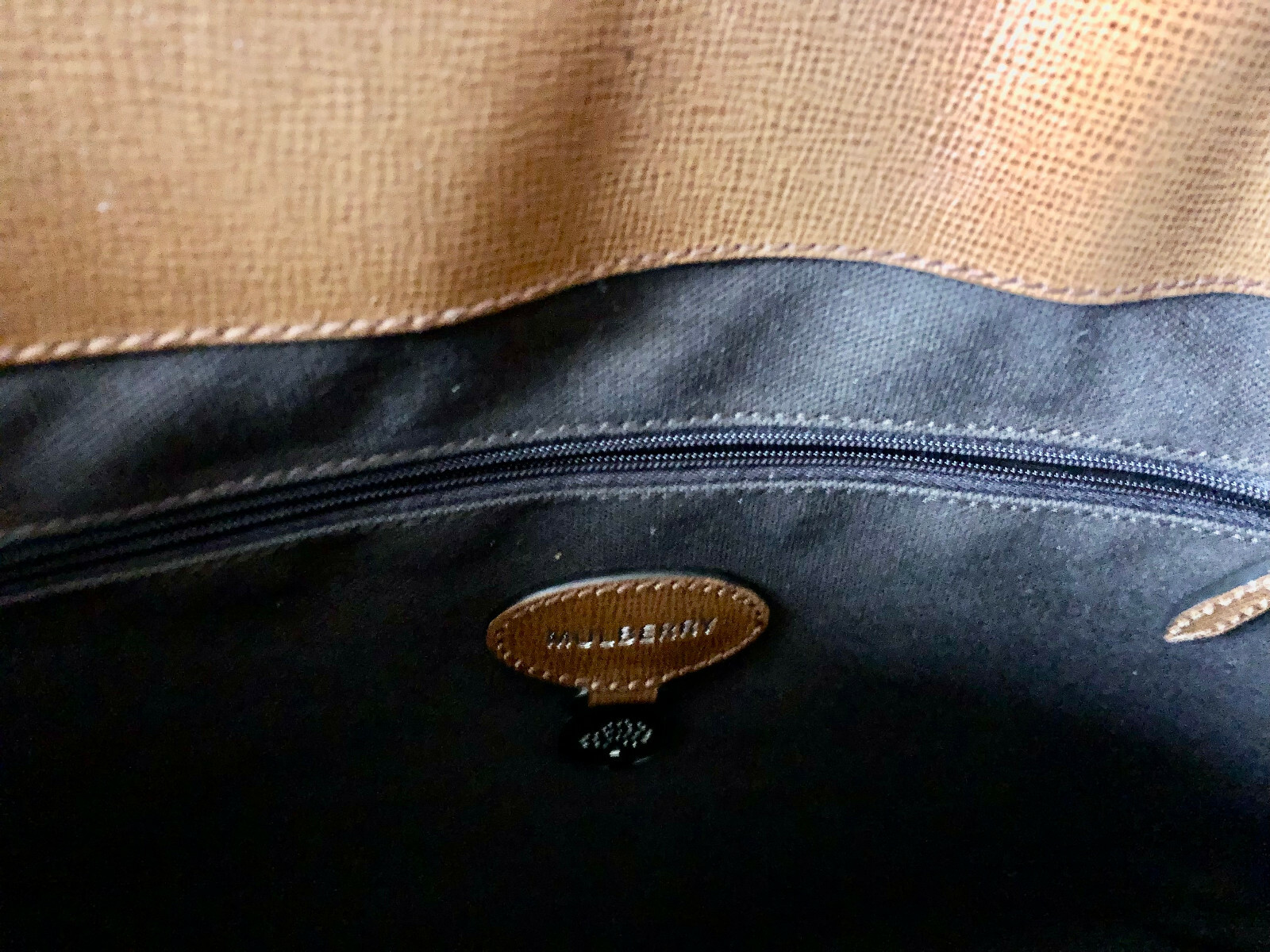 MULBERRY LEATHER "FARRINGDON" PUSHLOCK BRIEFCASE. WITH TAGS. for sale