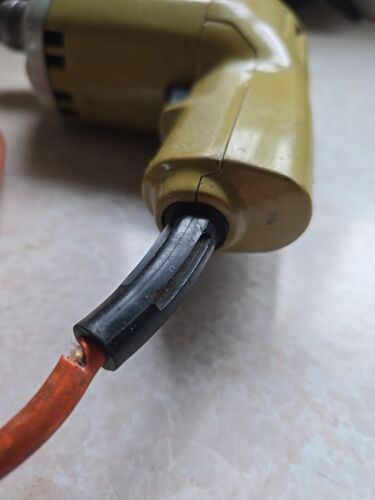 Black and Decker Corded 3/8” Drill, No. 7104 Type 1 Vintage Power Tool Works! #2 - Picture 12 of 12