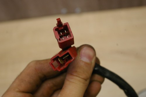 Yamaha TDM850 / TDM 850 4TX 1996 - 2001 bloqueo de encendido + tapa del tanque de combustible - Imagen 4 de 4