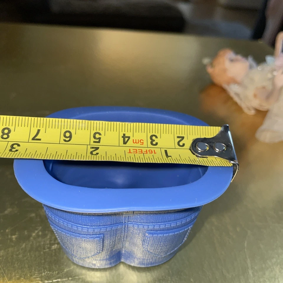 Juego de 4 moldes para magdalenas tazas de silicona para hornear novedad de Fred humorístico Foto 3 de 4