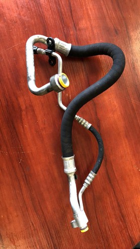 BMW 1ER E81 E87 118d DIESEL KLIMAKOMPRESSOR ROHR 6989309