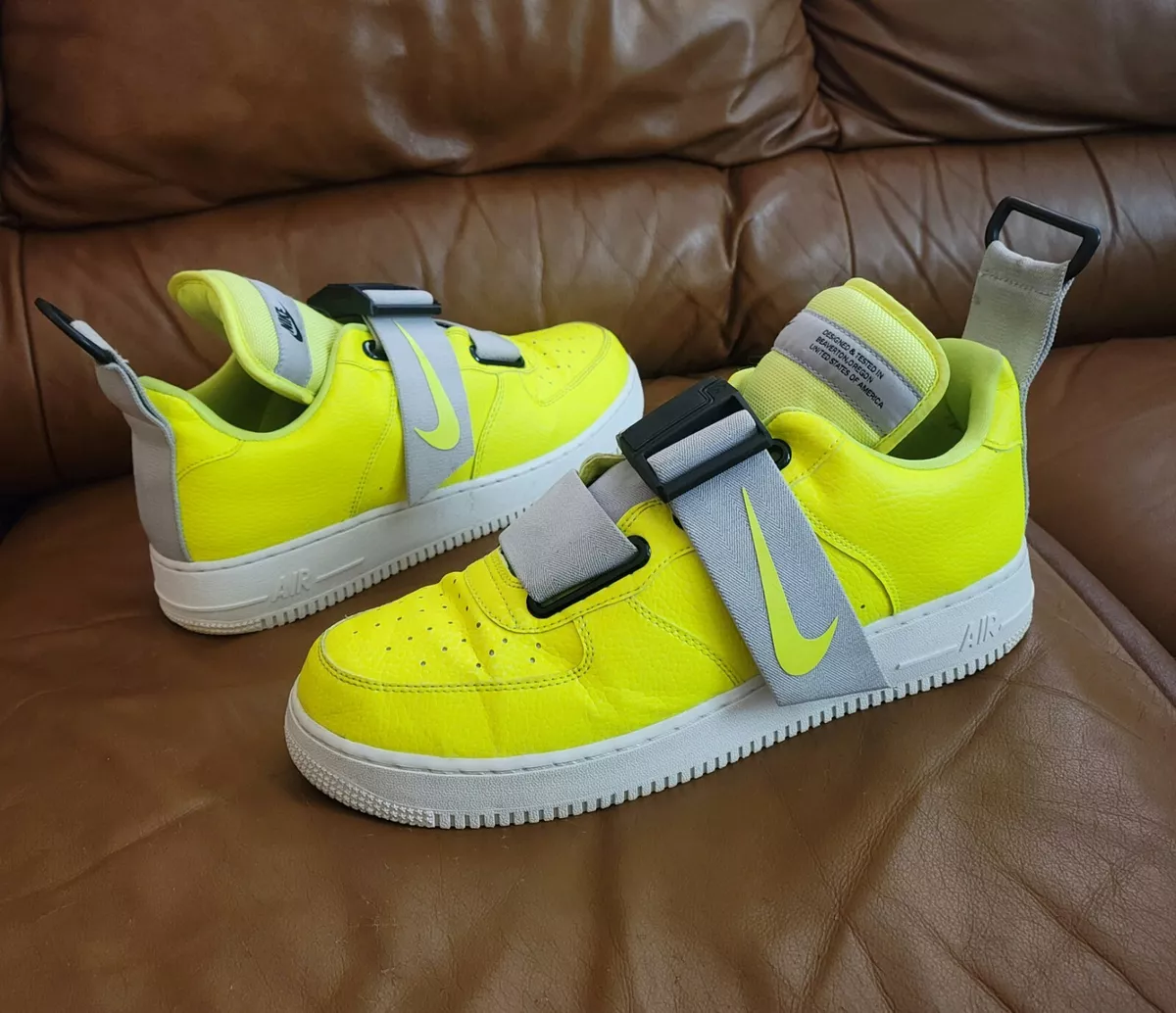 nike utility volt