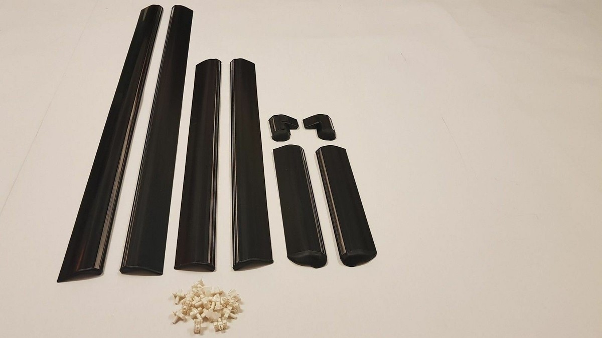 Mercedes Benz W123 300TD WAGOON ROCKER PANEL TOE BOARD MOULDING