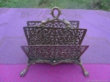 Porte-serviettes ancien Pied lettres Deux poissons en laiton