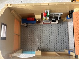 Authentic LEGO The Simpsons House 71006 &ndash; Used w/ Box & Minifigures 