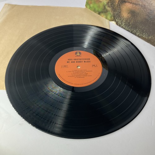 Kris Kristofferson - Me and Bobby McGee - 1971 vinyl LP - Monument Z 30817 - Picture 3 of 5