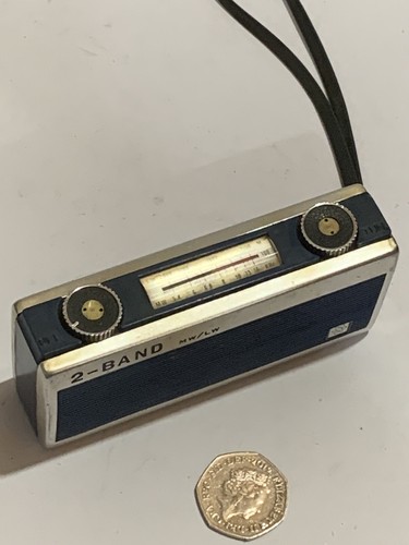 VINTAGE MICRO MINIATURE MATADOR RADIO 2-BAND LW-AM(MW) 1960S-1980s - Picture 5 of 12