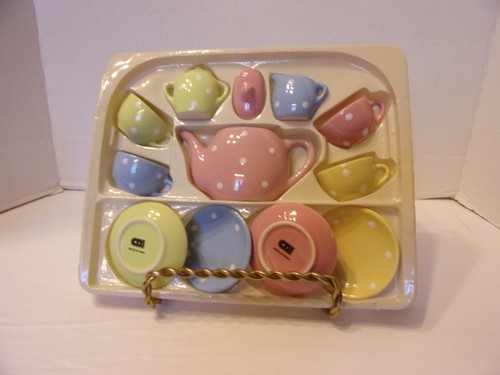 CHILD'S SET DISHES POLKA DOT MARKED CD - Picture 3 of 3