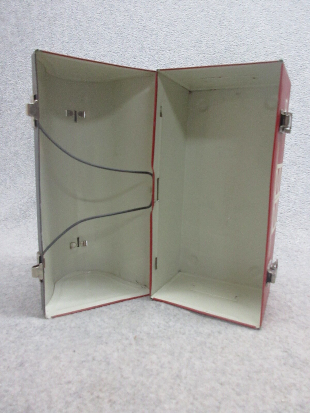 Picture 4 of 6
