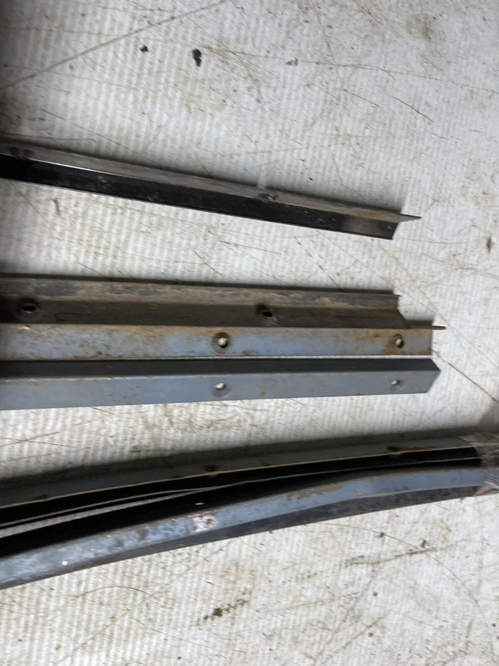 Plymouth Barracuda 1965-66 adorno mixto Foto 2 de 3