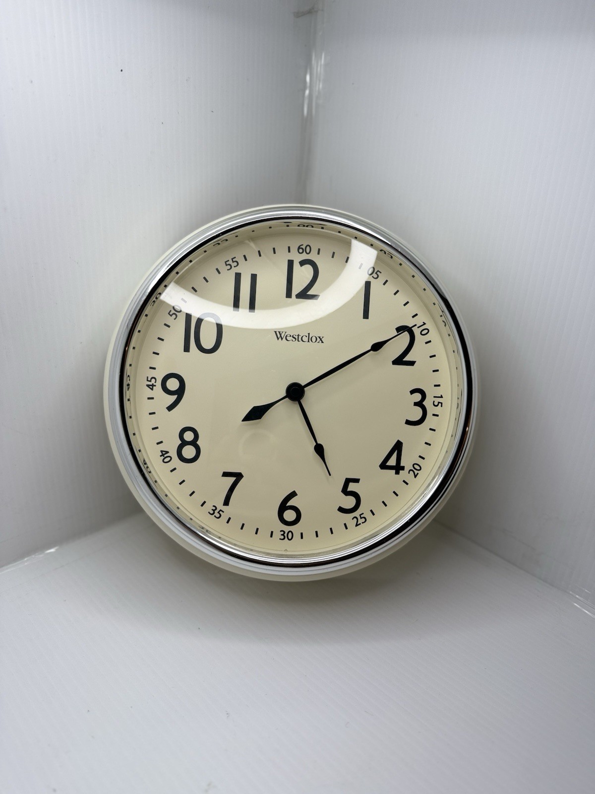 Westclox 32041W Round Vintage Kitchen Classic Clock, 12-Inch, White