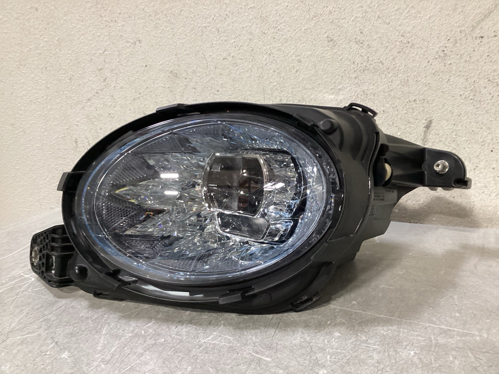 2021-2025 Bentley Bentayga Left Headlight Used OEM 36A.941.015.AB COMPLETE