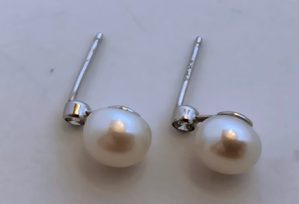 Helzberg Diamond 925 Sterling Silver Cultured Pearl & Diamond Post Earrings - Image 4 of 4
