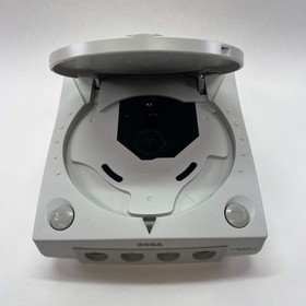 Sega Dreamcast Console Gaming System White Bundle HKT-3020