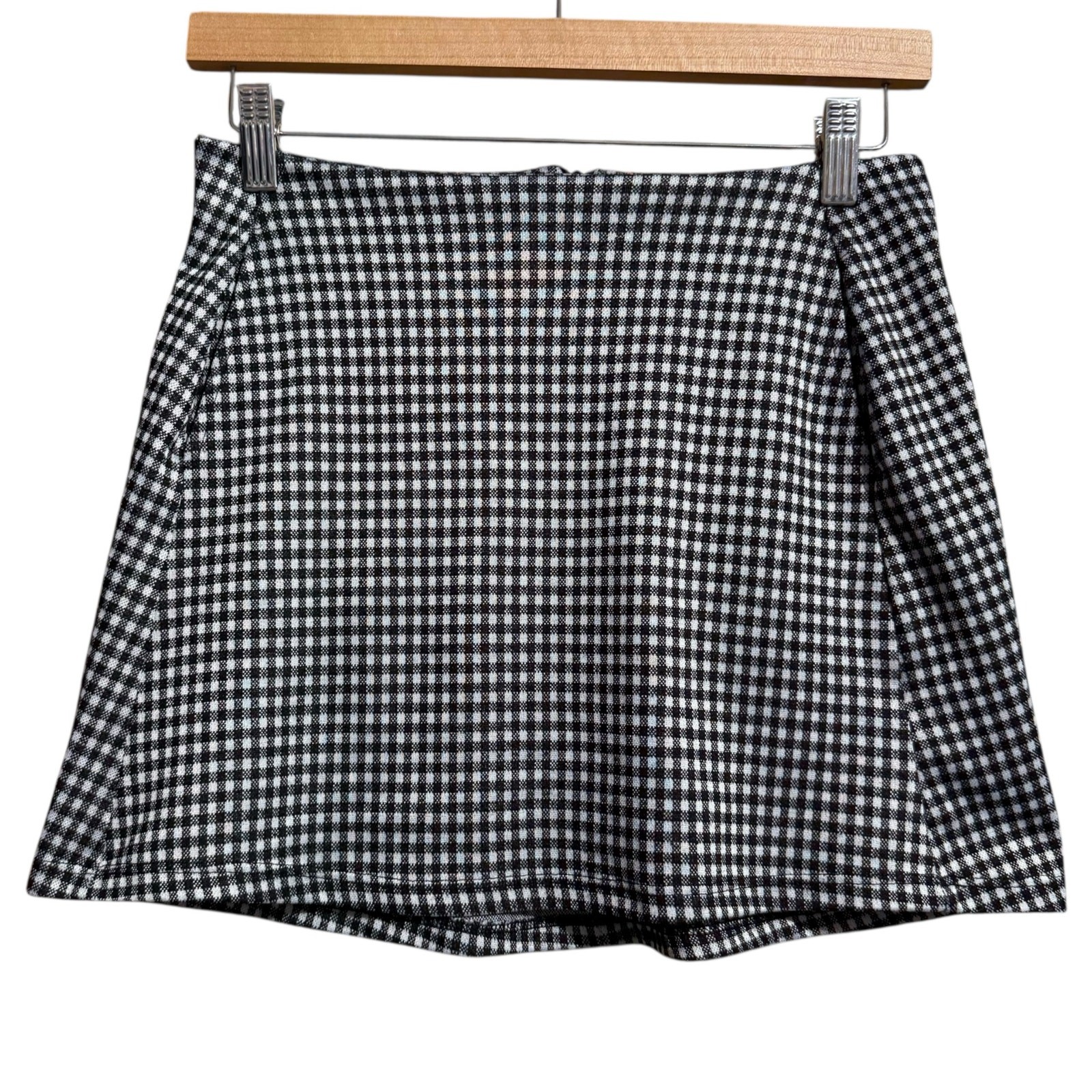 Altar'd State Black and White checkered gingham mini skirt with Pockets - medium