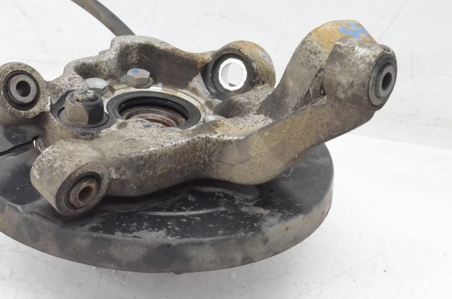 1991-1996 Nissan 300ZX Z32 2+2 Driver Left Rear Spindle Assembly - Image 4 of 4