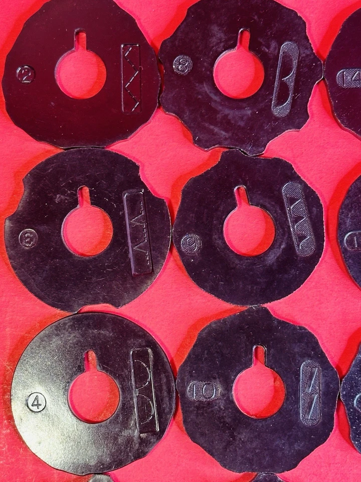 Conjunto raro de 33 discos da moda Singer Flat Cams 1-32, 37 máquinas de costura 306 319 + - Imagem 3 de 4