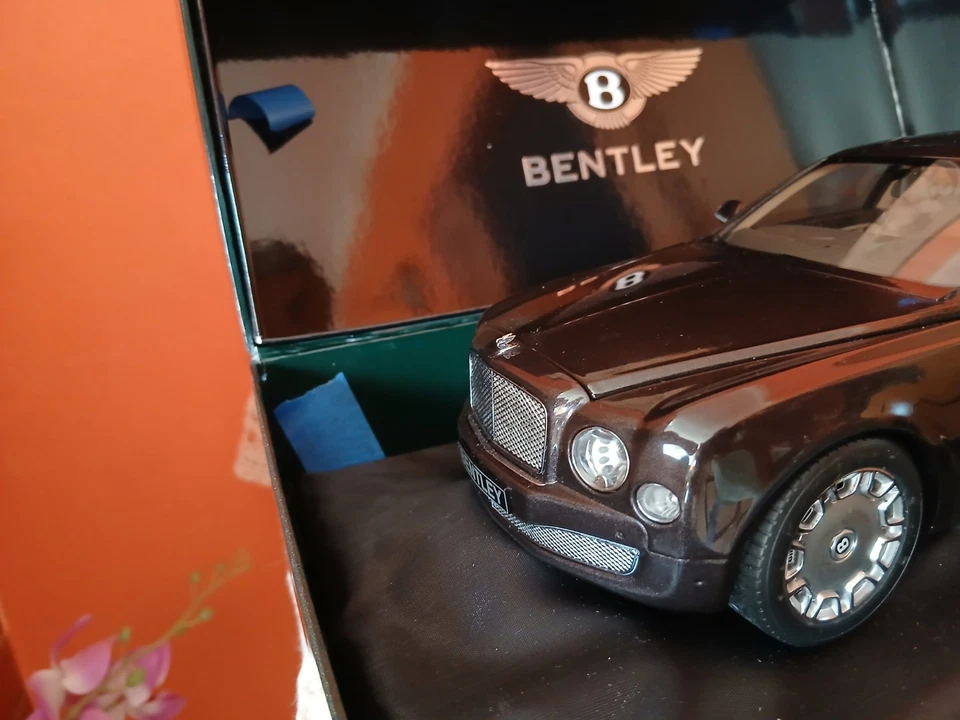 Bentley Mulsanne,minichamps 1/18 - Immagine 2 di 4