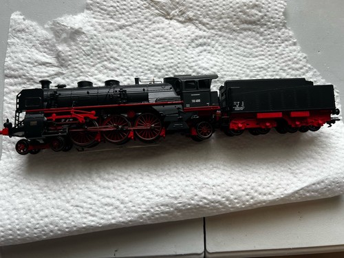 Marklin Ho 18466 Steam Locomotive Br18.4 Digital Sound | Condition: Used