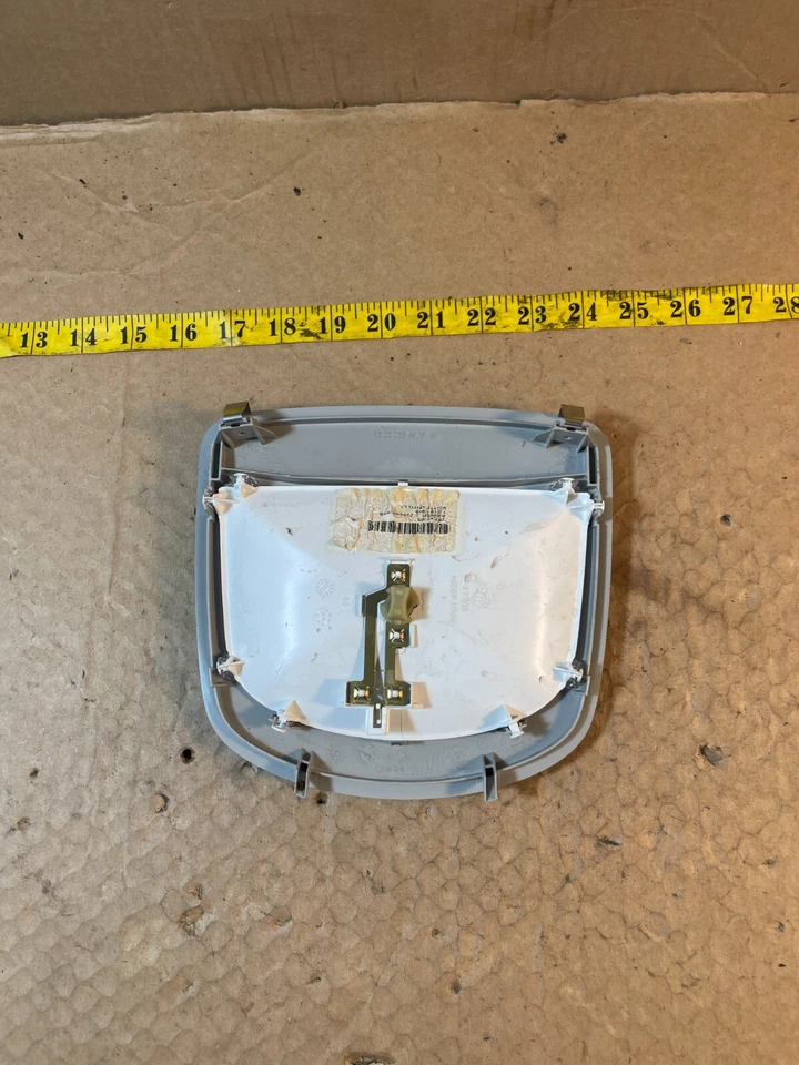 Mercedes Benz ML350 ML550 GL550 2006-2013 lámpara de luz trasera superior gris OEM Foto 3 de 4