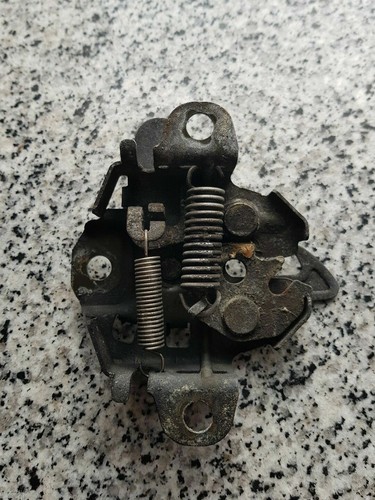 Daihatsu Cuore Charade L2 Haubenschloß Motorhaubenschloß Bj.2003