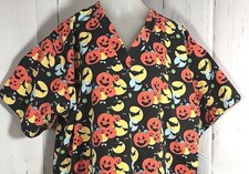 Halloween Scrub Top Medical Dental Vet Med-Wear Med/L Pumpkins Bats Moons 576E2B
