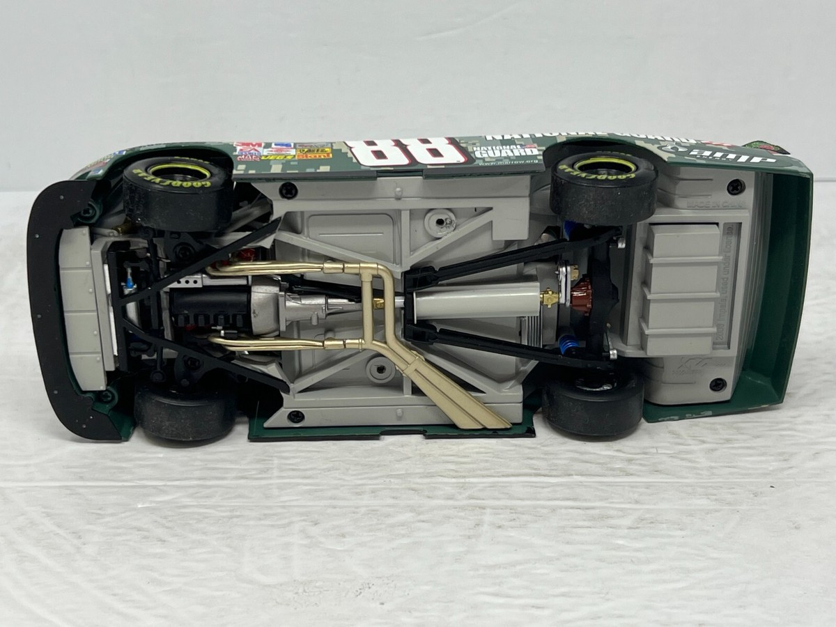 Camouflage numérique Dale Earnhardt Jr #88 Garde nationale