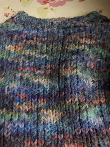 Girl’s SO Medium Blue Thick, Warm Wool Sweater-worn Only A Few Times - Picture 11 of 12