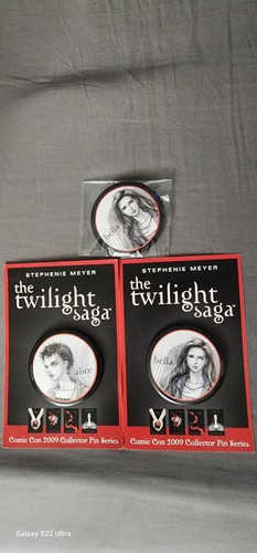 The Twilight Saga Comic Con 2009 Collector Pin Set Bella & Alice