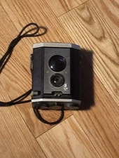 Brownie Reflex Synchro Model Camera VTG Eastman Kodak USA w/Strap Shutter Tested