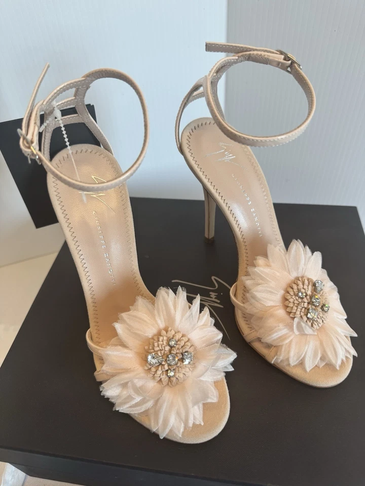 Sandalias de tacón alto Giuseppe Zanotti Annemarie rosa charol talla 35 NUEVAS con caja Foto 2 de 4